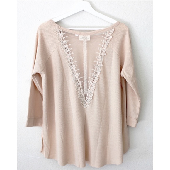 🎉HP🎉 Waffle Knit Lace Back Thermal Top - Picture 4 of 13